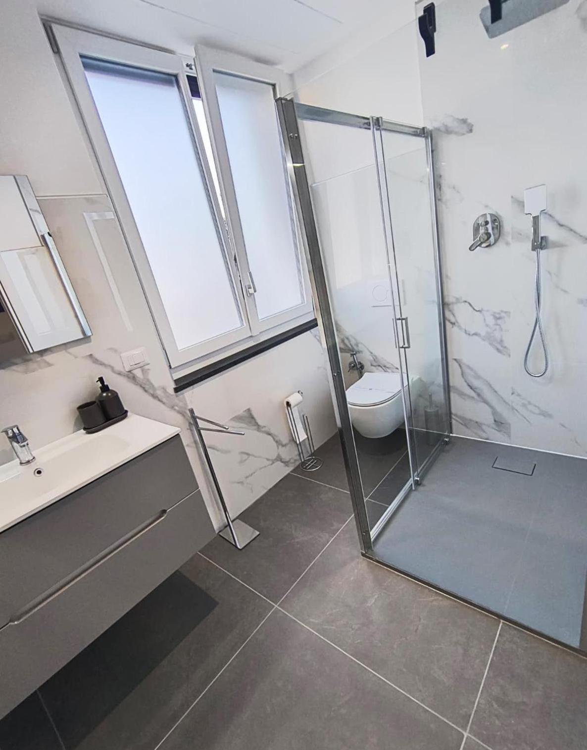 Quadruple Room Lake View No Spa Bath